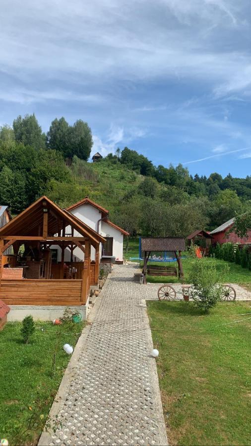 Pensiunea Simi Moisei Exteriér fotografie